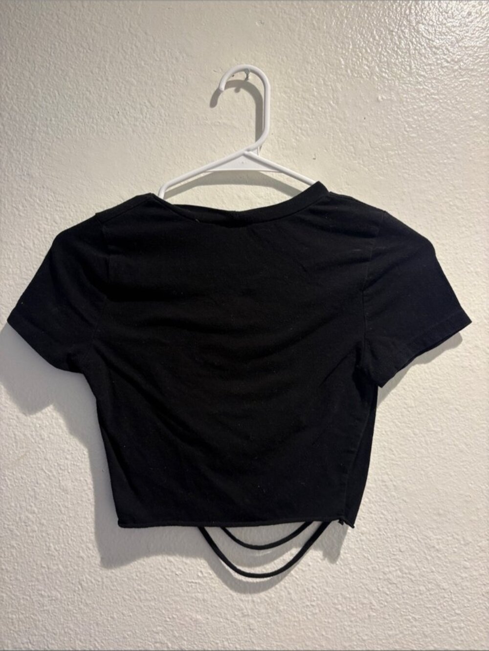 Black Crop Top - Picture 4 of 4